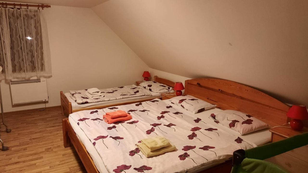 Podkrovi V Jihoceskem Statku Nemejice Dış mekan fotoğraf