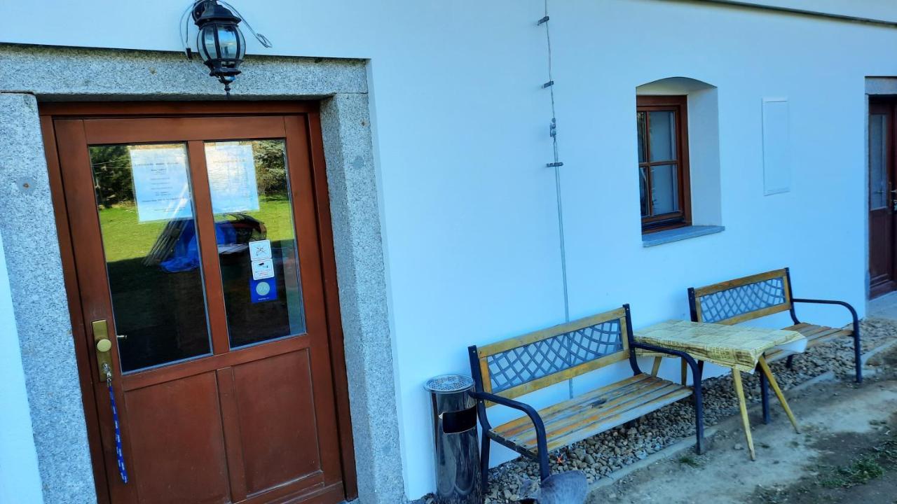 Podkrovi V Jihoceskem Statku Nemejice Dış mekan fotoğraf